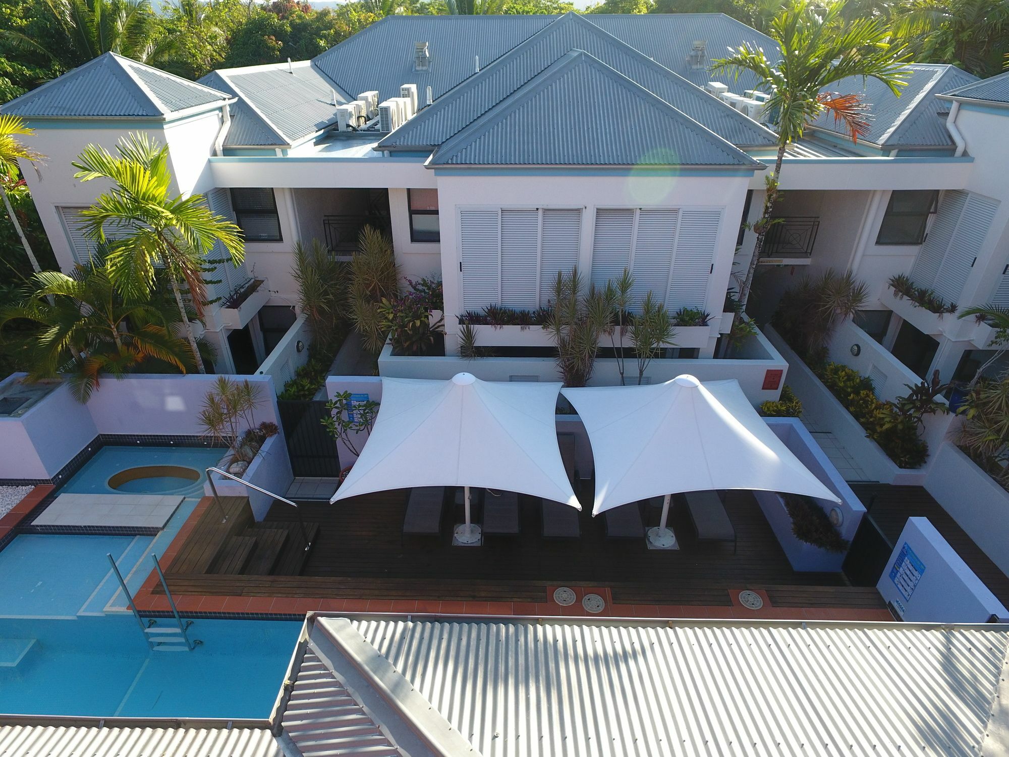 Aparthotel Silkari The Pavilions Port Douglas Exterior foto