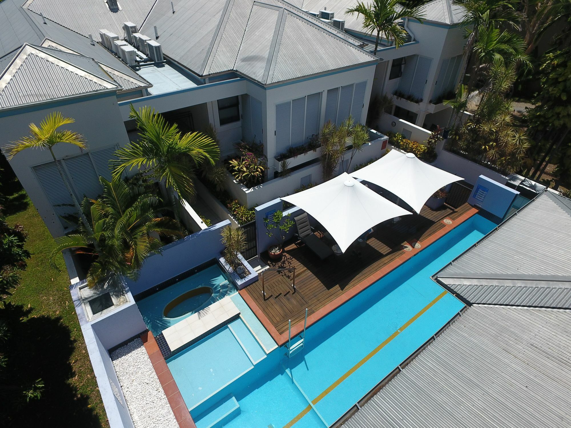 Aparthotel Silkari The Pavilions Port Douglas Exterior foto